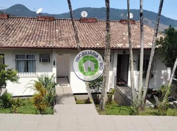 Casa · 116m² · 2 Vagas · Triplex Exclusivo em Angra dos Reis: Vista Mar e Serra