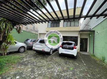Comercial · 5 Vagas · Clinica Medica Completa com 9 salas de atendimento