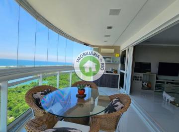 Apartamento · 386m² · 2 Vagas · Cobertura de 386 metros com linda vista para o mar!!