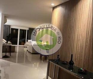 Casa · 700m² · 4 Vagas · Residência Exclusiva Duplex no Quintas do Rio - Barra da Tijuca