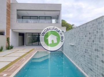 Casa · 300m² · 2 Vagas · Casa triplex de 360m², 4 suítes no condomínio Interlagos de Itaúna - Barra da Tijuca