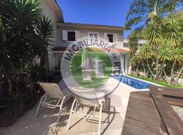 Casa · 250m² · 2 Vagas · Casa de 250m², 4 suítes no condomínio Morada do Canal no Porto Frade - Angra dos Reis