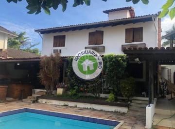 Casa · 379m² · 2 Vagas · Casa de Luxo no Condomínio Anil: 5 quartos, 3 suítes, 7 banheiros, 379m² à venda no Rio de Janeiro-…