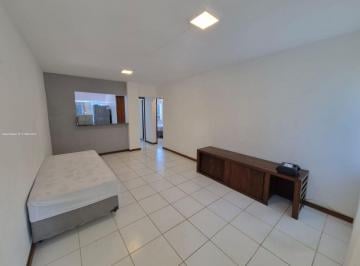 Apartamento de 2 quartos, Salvador · Apartamento de 2/4, 1 suíte, 1º andar (escada), 100m da praia, aluguel ou venda em Praia do Flamengo