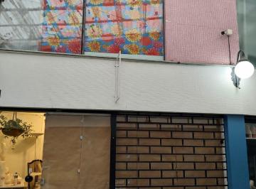 Comercial , São Paulo · Loja charmosa na Galeria América, próxima à Rua Oscar Freire