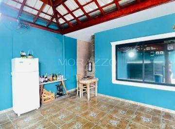Casa · 220m² · 3 Quartos · 4 Vagas · Sobrado com 3 dormitórios à venda, 220 m² por R$ 1.125.000,00 - Villa Branca - Jacareí/SP