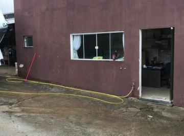 Casa · 623m² · 4 Quartos · 3 Vagas · Sobrado com 4 dormitórios para alugar, 623 m² por R$ 5.000/mês - Residencial Parque dos Sinos - Jaca