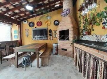 Casa · 206m² · 3 Quartos · 3 Vagas · Sobrado com Piscina 3 dormitórios à venda, 206 m² por R$ 826.000 - Cidade Jardim - Jacareí/SP