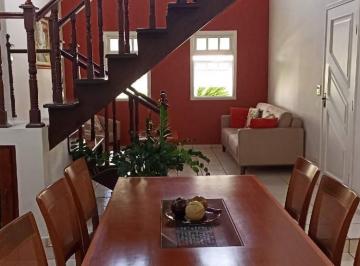 Casa · 237m² · 3 Quartos · 9 Vagas · Casa com 4 dormitórios, sendo1 suíte, área total 375 m² , Venda por R$ 1.230.000,00, Condomínio Jard
