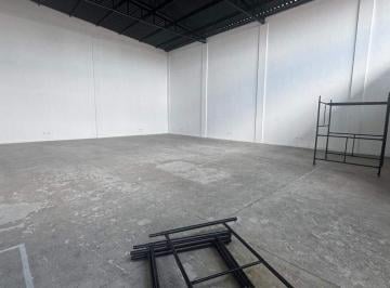 Comercial · 210m² · 5 Vagas · Galpão para alugar, 210 m² por R$ 6.675,00/mês - Jardim Santa Maria - Jacareí/SP