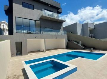 Casa · 251m² · 3 Quartos · 4 Vagas · Sobrado com 3 dormitórios à venda, 251 m² por R$ 2.100.000,00 - Vila Zezé - Jacareí/SP
