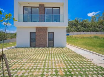 Casa · 130m² · 3 Quartos · 2 Vagas · Casa com 3 Quartos à venda, 130 m² por R$ 990.000 - Jardim Atalaia - Cotia/SP