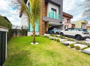 Casa · 250m² · 3 Quartos · 4 Vagas · Casa com 3 quartos à venda, 247 m² por R$ 3.500.000 - New Ville - Santana de Parnaíba/SP