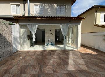 Casa · 100m² · 3 Quartos · 2 Vagas · Casa 3 Quartos a venda na Granja Viana.