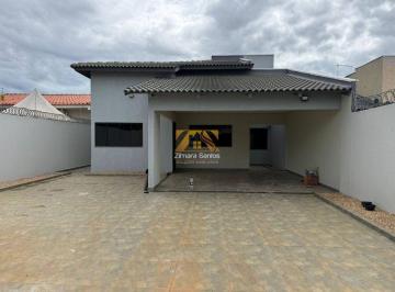 Casa · 120m² · 3 Quartos · 2 Vagas · Casa com 3 Quartos à Venda, Plano Diretor Sul - Palmas