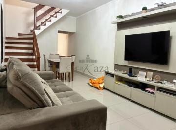 Casa · 135m² · 3 Quartos · 2 Vagas · Oportunidade - Casa Sobrado - Jardim Oriente - 3 Dormitórios - 112m².