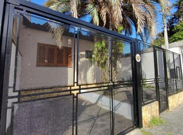 Casa · 129m² · 4 Quartos · 1 Vaga · Casa Térrea Reformada na Tristeza – Pronta para Morar!