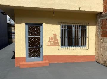 Casa · 50m² · 1 Quarto · 4 Vagas · Casa Térrea para Aluguel em Cotia – Jardim Cláudio Rio