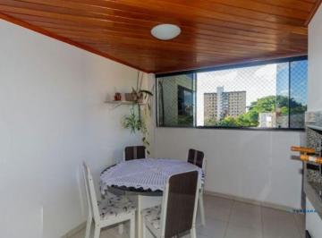 Apartamento · 78m² · 2 Quartos · 1 Vaga · Apartamento de 2 quartos,elevador,churrasqueira no bairro Cristo Redentor