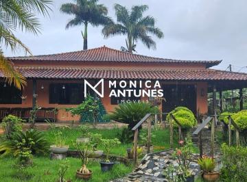 Casa · 5106m² · 4 Quartos · 2 Vagas · Casa com 4 Quartos, Piscina e Área Gourmet no Condomínio Rural Três Reis I