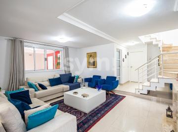 Casa · 310m² · 5 Quartos · Casa à venda - em Santa Felicidade