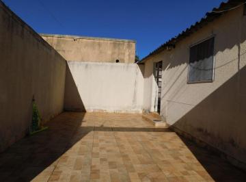 Casa de 2 quartos, Vicente Pires · Casa de 80 m² com 2 quartos suite, 2 vagas prox EPTG