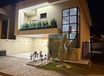 Casa · 248m² · 3 Quartos · 2 Vagas · Casa de alto padrão em Macaé, no Condomínio Residencial do Bosque, na Reserva Ca