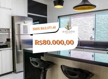 Casa de 4 quartos, São Carlos · Casa na Vila Deriggi com 200 mt², 4 quartos, 2 suites, 3 vagas e área de lazer à venda.