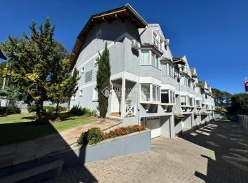 Casa · 175m² · 3 Quartos · 2 Vagas · Casa Geminada no Centro de Canela 3 suítes