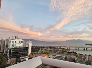 Apartamento · 98m² · 2 Quartos · 1 Vaga · Apartamento mobiliado com 2 suítes para locação no Centro de Florianópolis