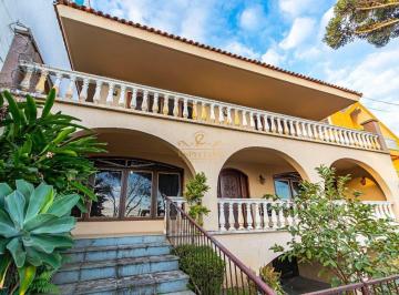 7225_i37yG5uO25wIjA64v3Y7_72256a26bb6f3912f.jpg · CASA SEMI-MOBILIADA PARA LOCAÇÃO NO GUABIROTUBA | 08 QUARTOS | AMPLOS AMBIENTES