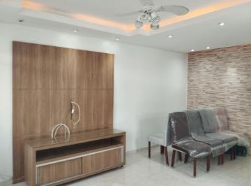 Casa de 2 quartos, Taubaté · Casa de 147 m² com 2 quartos em venda em Jardim Gurilândia
