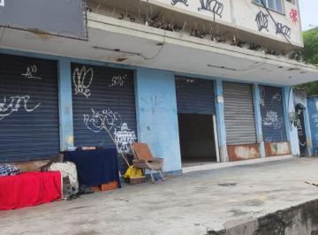 Foto 01 · Loja Comercial Próxima à Obramax e Atacadão - 12m de fachada