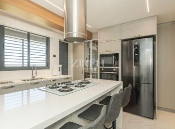 Apartamento de 2 quartos, Curitiba · Andar Alto | 2 Suítes | Mobiliado e Decorado | Varanda Gourmet | 3 Vagas | Lazer Completo