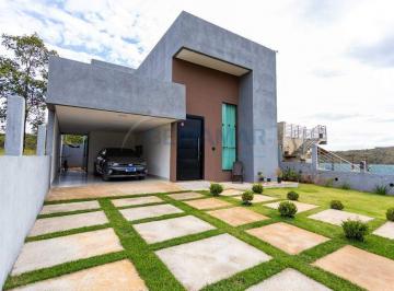 Casa · 155m² · 3 Quartos · Casa à venda no Residencial Recanto casa do Sabiá - Jardim Botânico