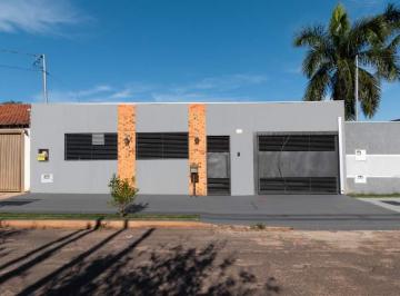 Casa · 130m² · 2 Quartos · 3 Vagas · Casa térrea no Parque Novos Estados