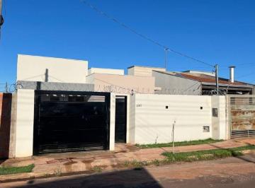 Casa · 106m² · 2 Quartos · 2 Vagas · Casa Térrea à venda no Jardim Anache, Campo Grande/MS • 3 quartos (1 suíte) + Varanda Gourmet