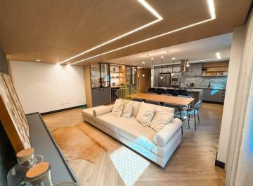 Apartamento · 113m² · 2 Quartos · 2 Vagas · Apartamento mobilhado com Suíte + 1 quarto no Centro