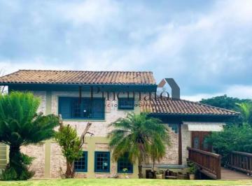 Casa · 286m² · 3 Quartos · 4 Vagas · Casa em Condomínio Fechado para Locação - 3 Suítes, Lazer e Campo de Futebol - Condomínio Quartier L
