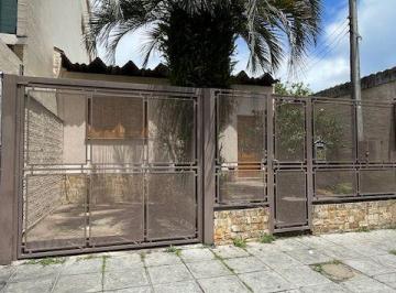 Casa · 129m² · 4 Quartos · 1 Vaga · Casa Térrea Reformada na Tristeza – Pronta para Morar!