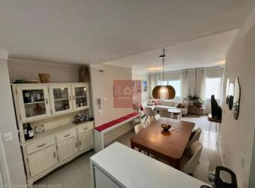 Apartamento · 90m² · 2 Quartos · 1 Vaga · Dois dormitórios reformado em Moema, impecável