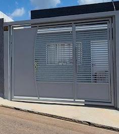 dce880ddc03c5dacf232729287e7e54d3b6b2523 · Casa com 2 dormitórios à venda, 50 m² por R$ 330.000,00 - Vila Santa Helena - Atibaia/SP