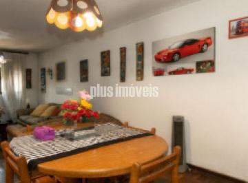 Casa · 179m² · 4 Quartos · 2 Vagas · Otima localização sobrabrado comercial e residencial