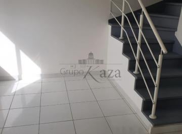 Casa · 100m² · 2 Quartos · 2 Vagas · Oportunidade - Casa em Condomínio - Villa Cambuí - Monte Castelo - 2 Dormitórios - 60m²