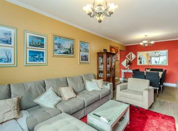 Apartamento · 118m² · 4 Quartos · 1 Vaga · Apartamento no bairro Menino Deus de 4 dormitórios e vaga