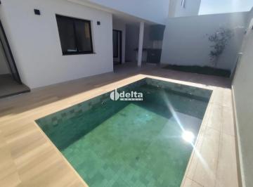 Casa · 240m² · 3 Quartos · 2 Vagas · Casa com 3 quartos sendo suítes disponível para locação no bairro City Uberlândia em Uberlândia-MG