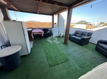 Apartamento · 68m² · 3 Quartos · 1 Vaga · Cobertura com 3 quartos/dormitórios, sendo 1 suíte, no bairro Ingleses do Rio Vermelho, em Florianóp