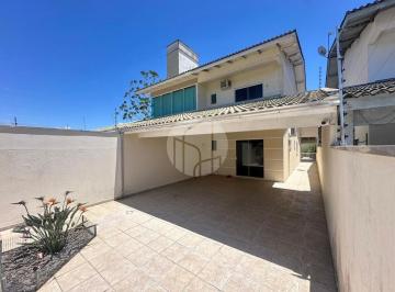 Casa · 166m² · 3 Quartos · 3 Vagas · Sobrado Semi-Mobiliado com 3 Dormitórios e 3 Vagas em Santa Regina, Camboriú