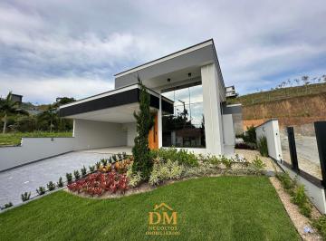 Casa · 180m² · 3 Quartos · 2 Vagas · Casa à venda no bairro Centro - Antônio Carlos/SC