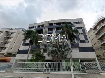 Apartamento · 111m² · 3 Quartos · 2 Vagas · Apartamento mobiliado em prédio com área de lazer, próximo a praia do forte